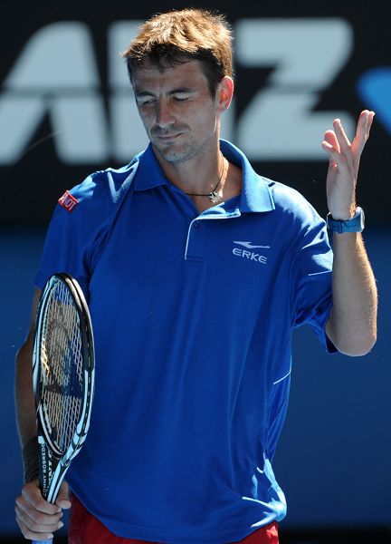 九游手机游戏大全费德勒焦点对战,Scout与50激战雄鹿分钟,战术调整胜负难料!