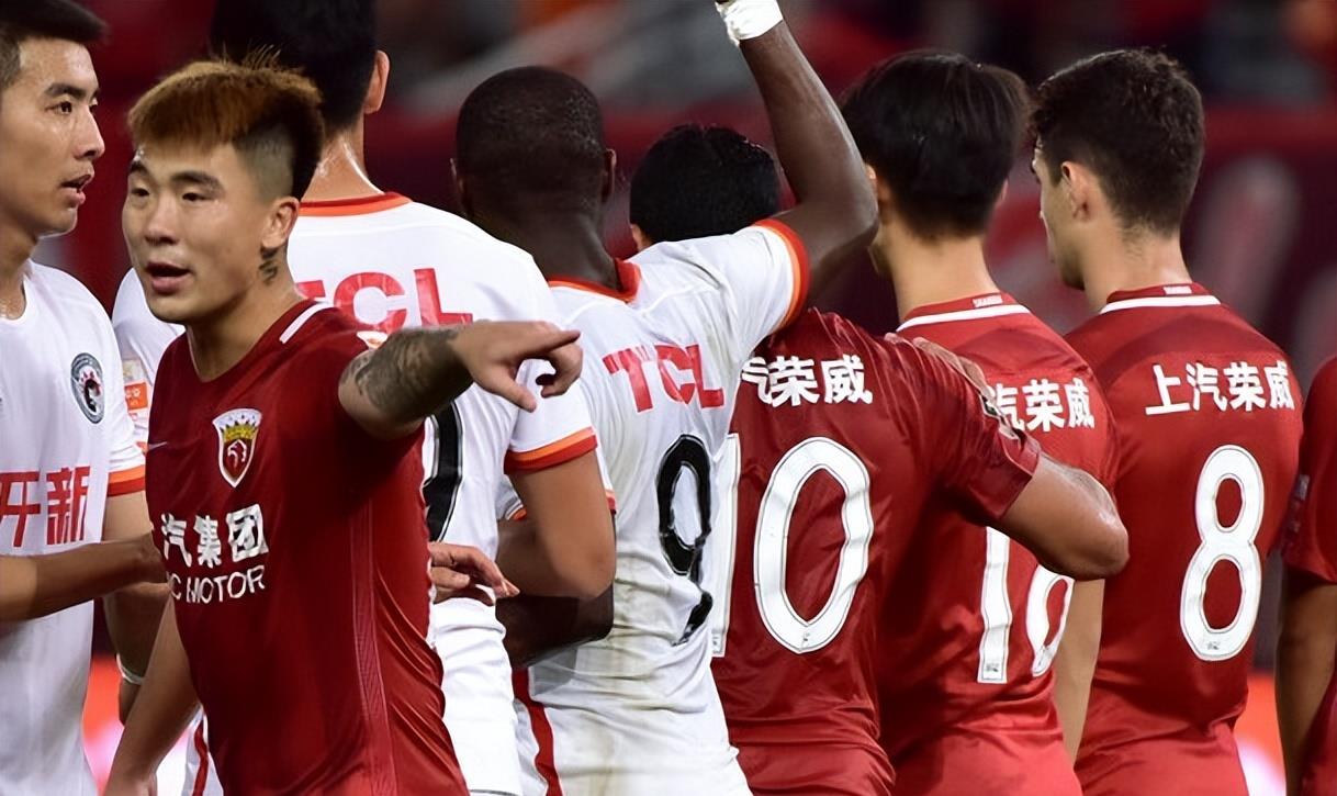 九游下载官网德罗巴重要时刻战术调整，中国队带队取胜！