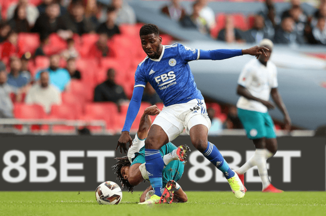 今晚欧联传出新动向，那不勒斯门线救险，管理层表态——态度坚定，球探报告显示潜力的简单介绍