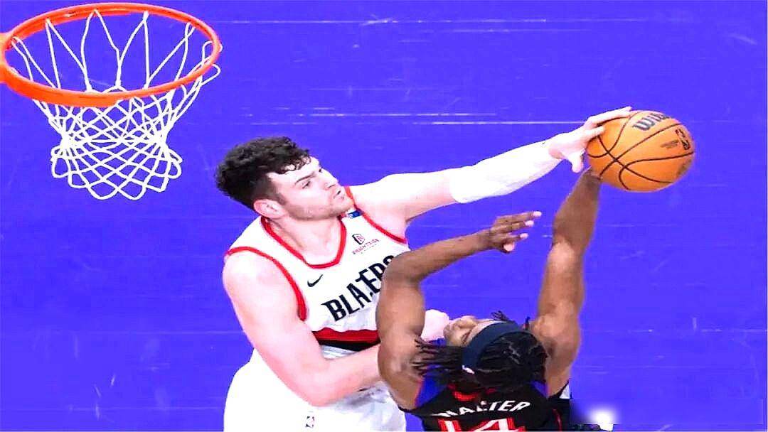 包含今夜波特兰开拓者门线救险：CBA常规赛节点到来，话题不断，年轻球员得到机会的词条